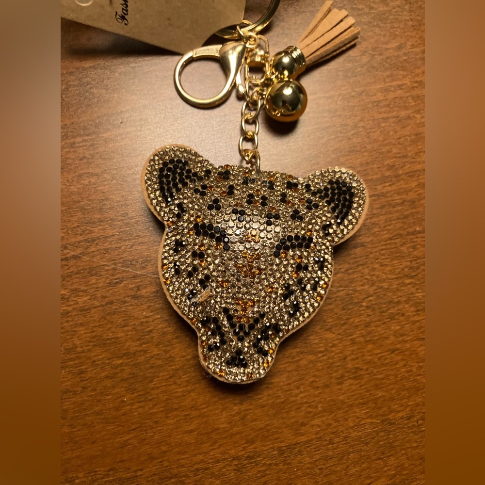 Tiger 🐅 Bling Bag Charm/Keychain - Picture 3 of 4